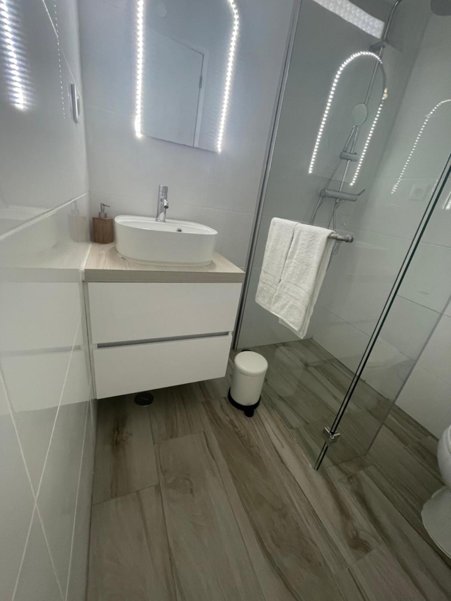New! Apartment 50 Meters From The Beach 卡武埃鲁 外观 照片